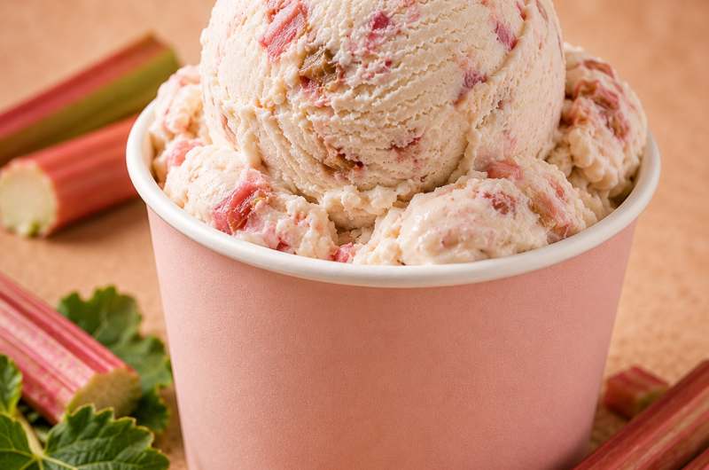 Receta de helado de ruibarbo para Ninja Creami y Ninja Swirl
